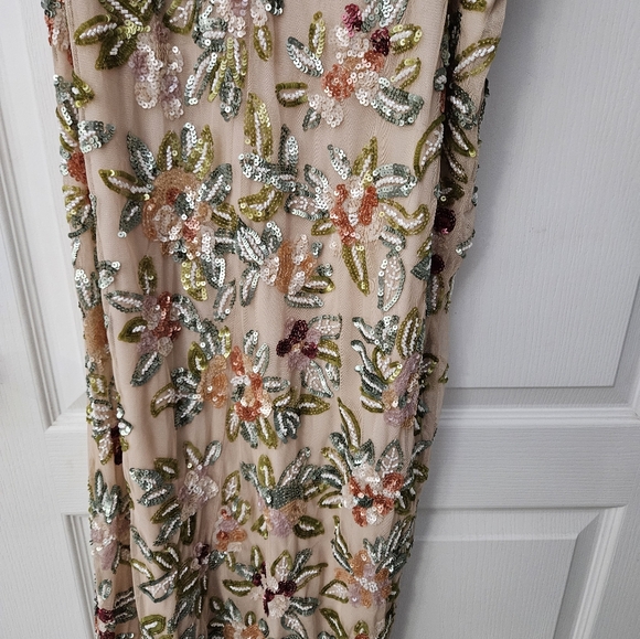 Mac Duggal One Shoulder Floral Embellished Gown SZ 8 NWT - Picture 12 of 15